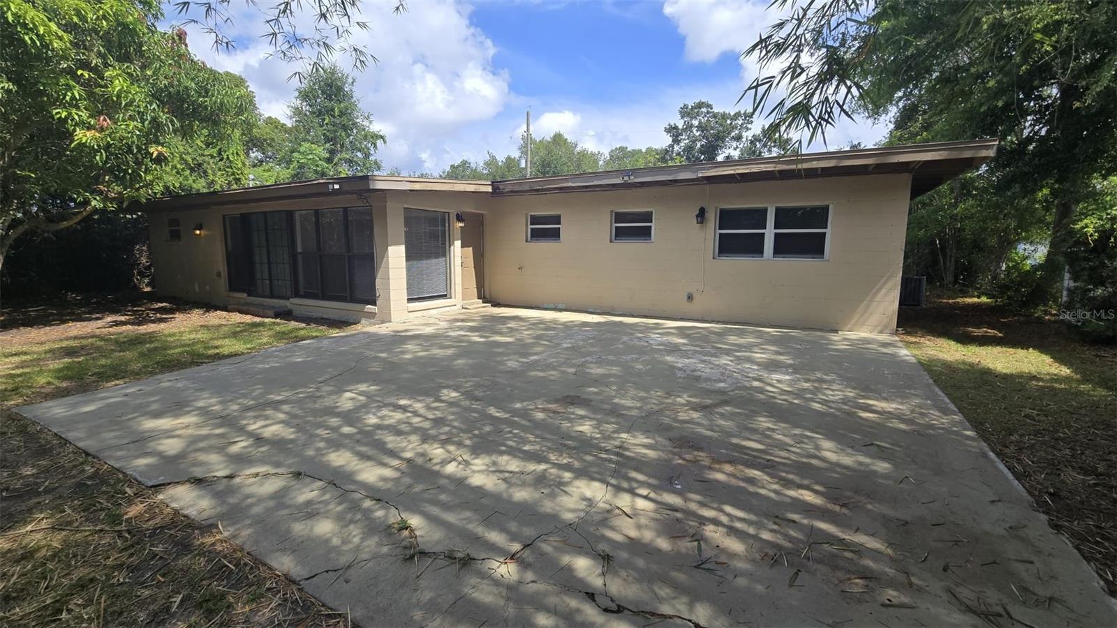 Image 10 of 13 For 2818 Dellwood Drive