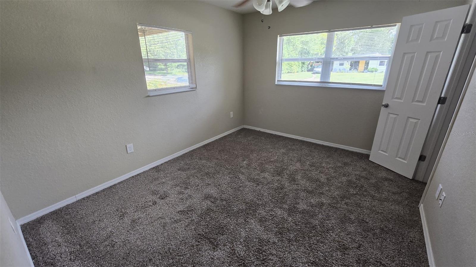 Image 7 of 13 For 2818 Dellwood Drive
