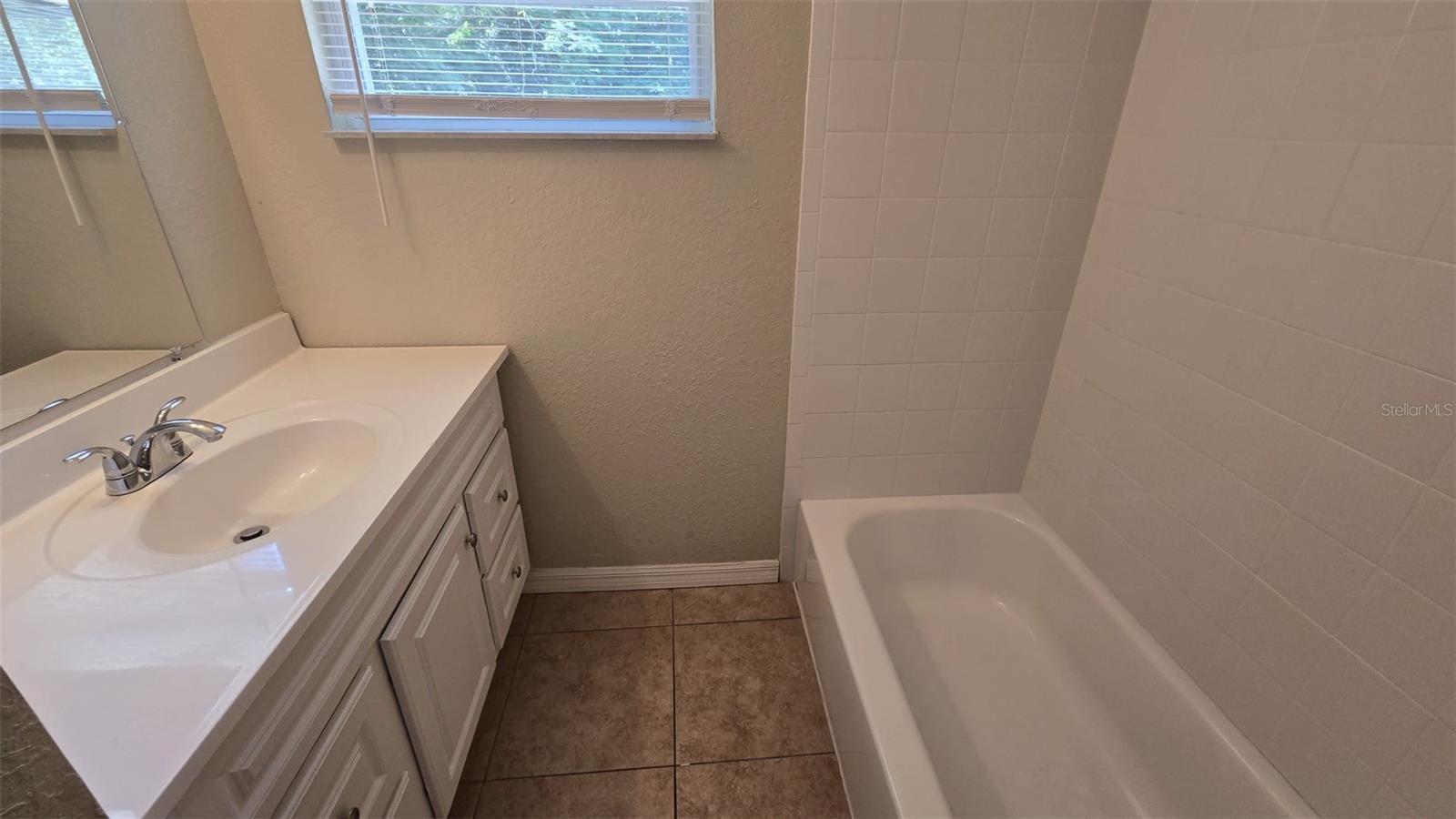 Image 8 of 13 For 2818 Dellwood Drive