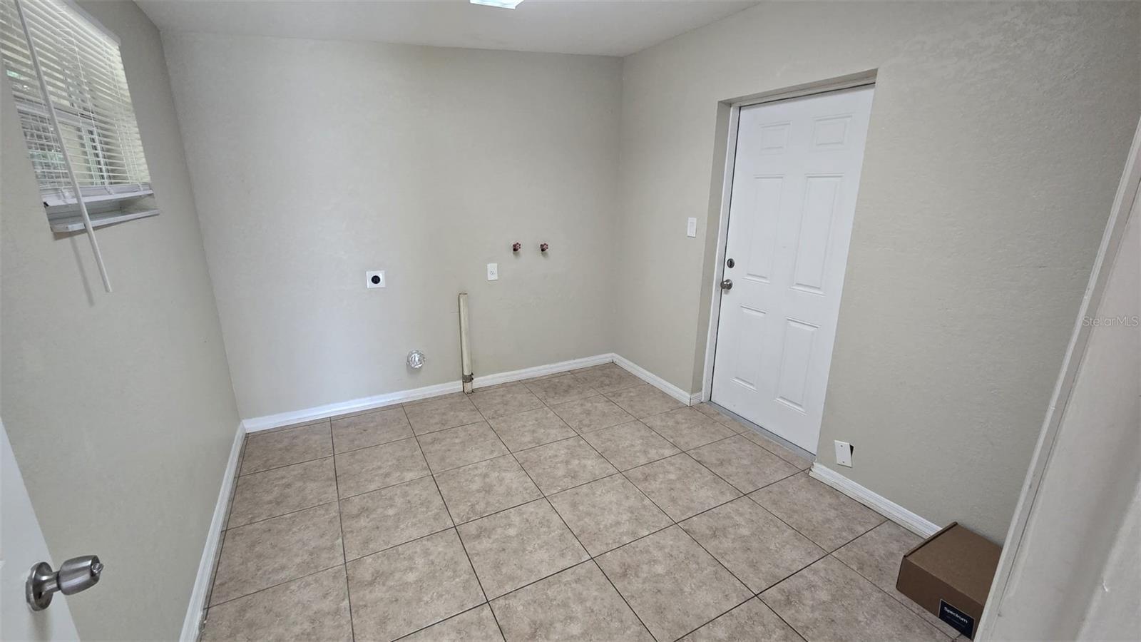 Image 9 of 13 For 2818 Dellwood Drive