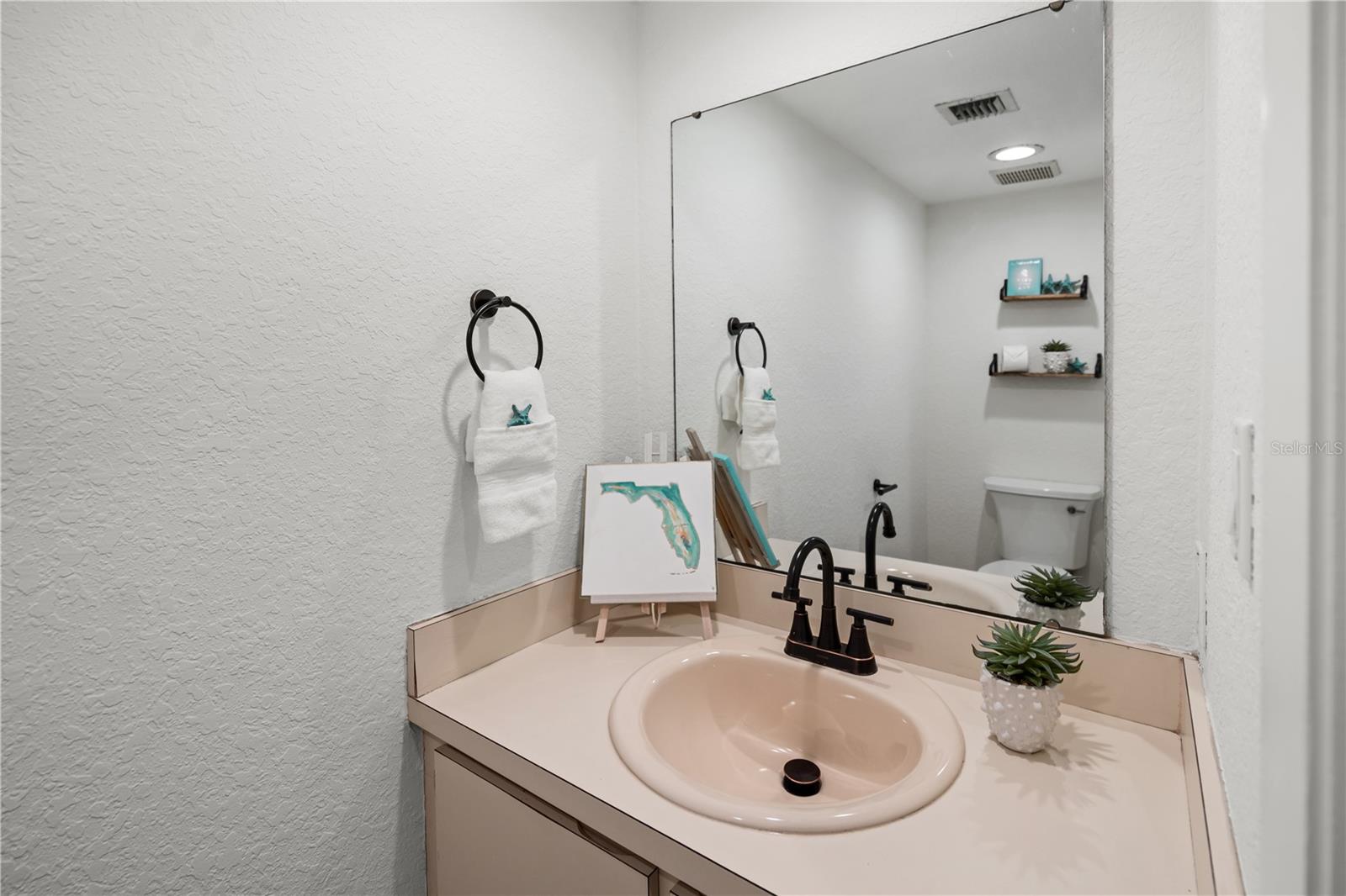 Image 10 of 22 For 108 Biscayne Avenue B