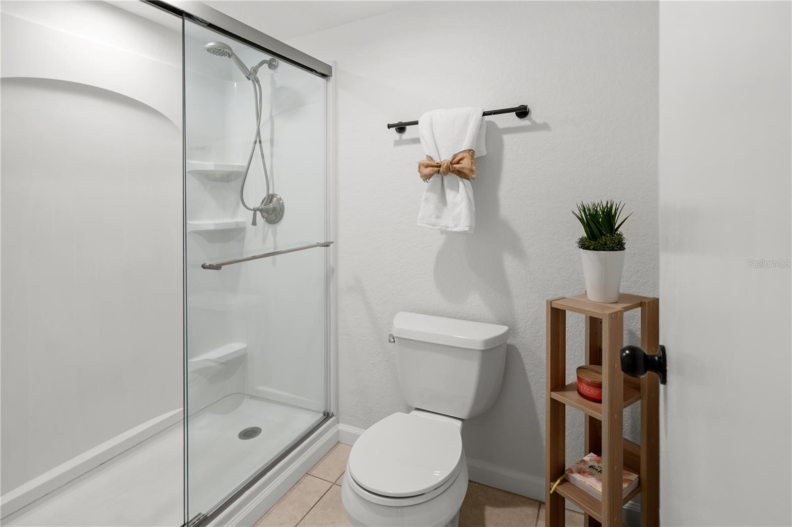Image 20 of 22 For 108 Biscayne Avenue B