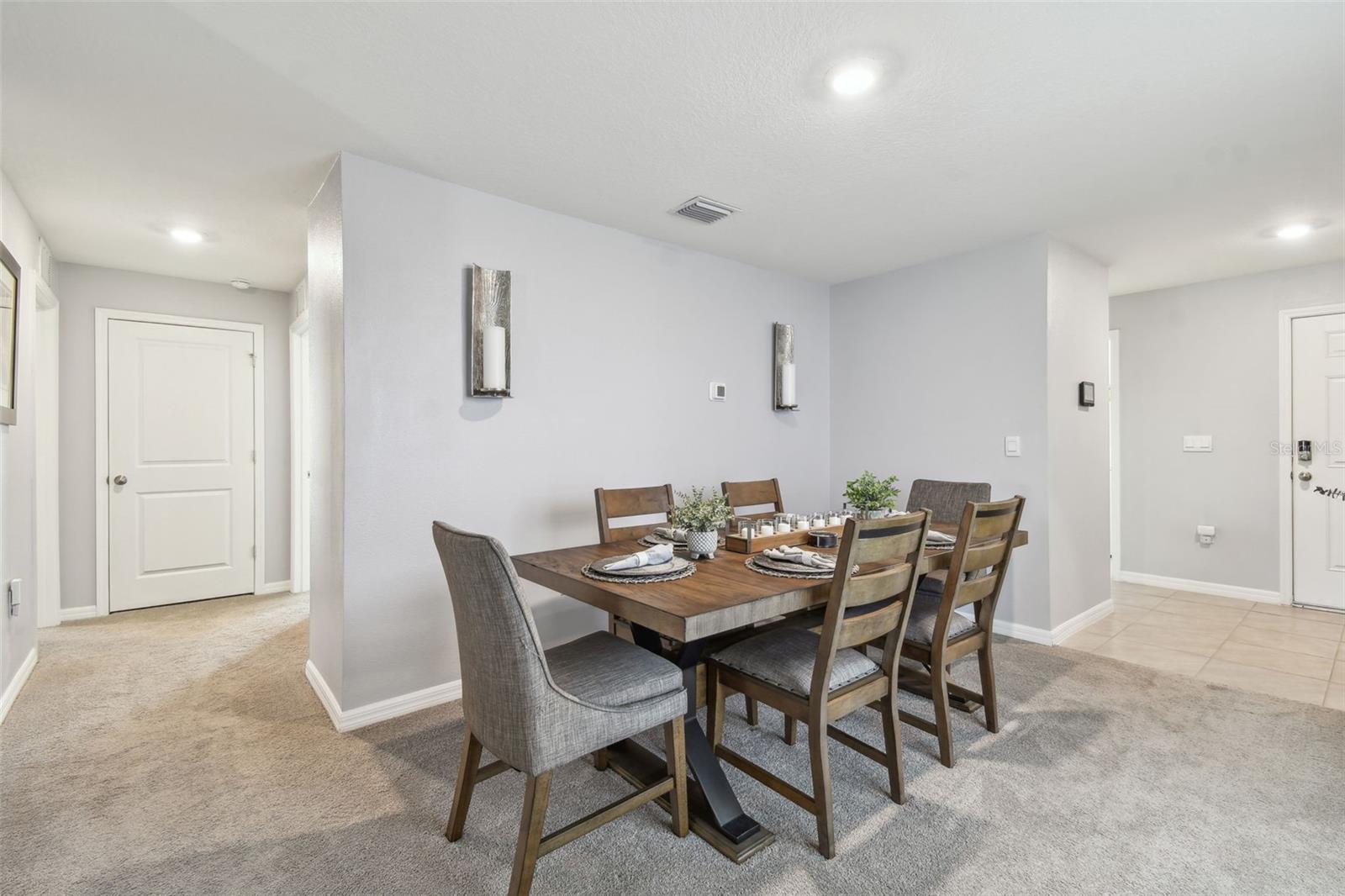 Listing photo id 12 for 36673 Spanish Rose Drive