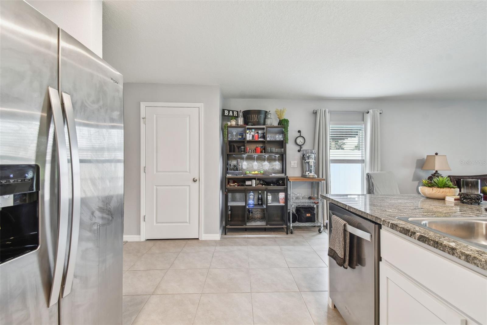 Listing photo id 14 for 36673 Spanish Rose Drive