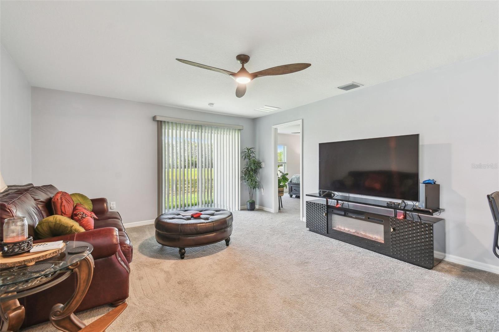 Listing photo id 20 for 36673 Spanish Rose Drive