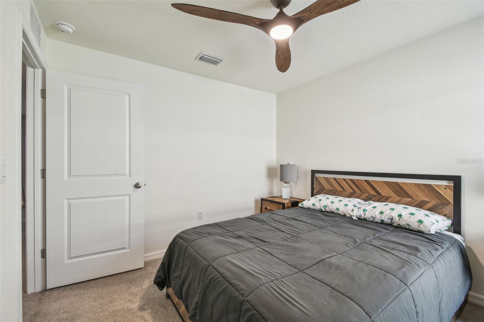 Listing photo id 25 for 36673 Spanish Rose Drive
