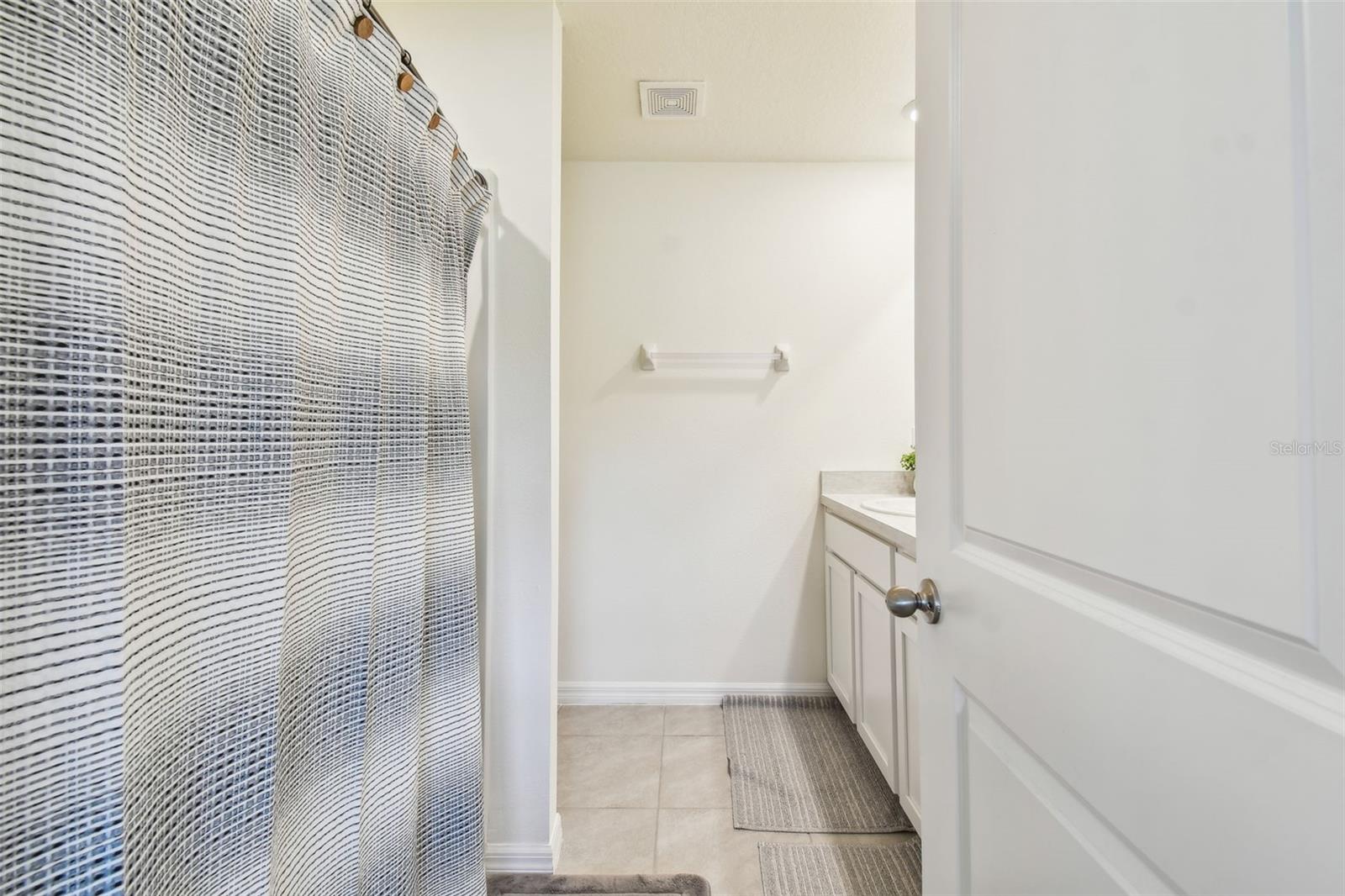 Listing photo id 36 for 36673 Spanish Rose Drive