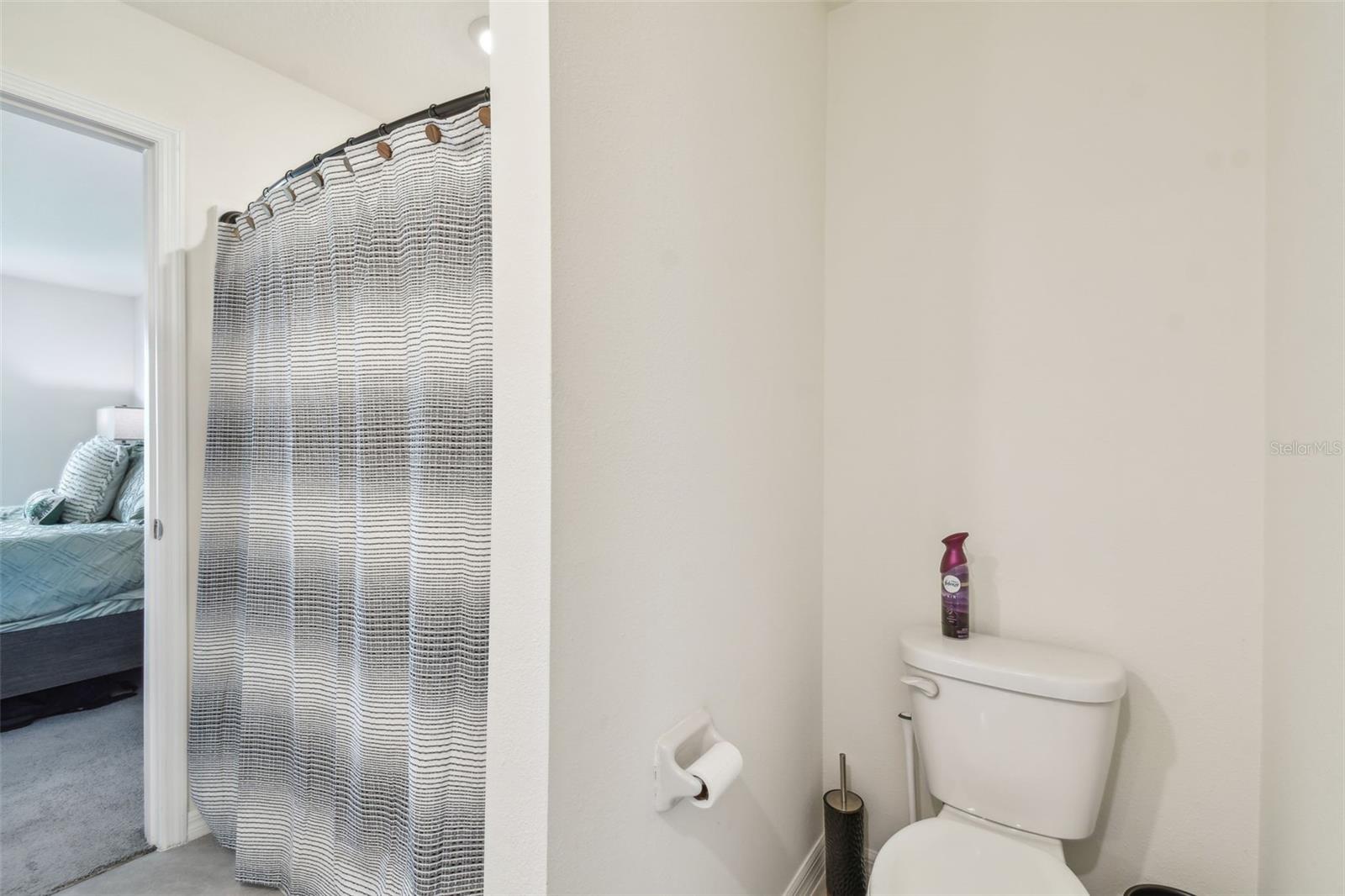 Listing photo id 38 for 36673 Spanish Rose Drive