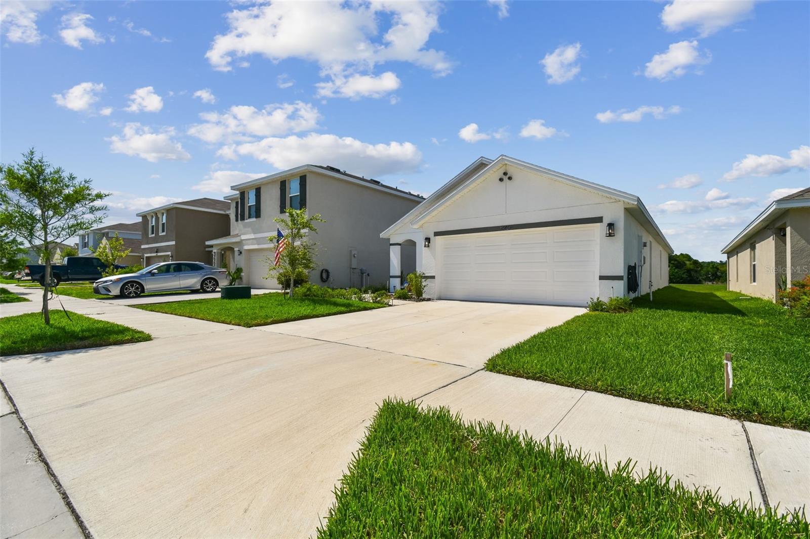 Listing photo id 52 for 36673 Spanish Rose Drive