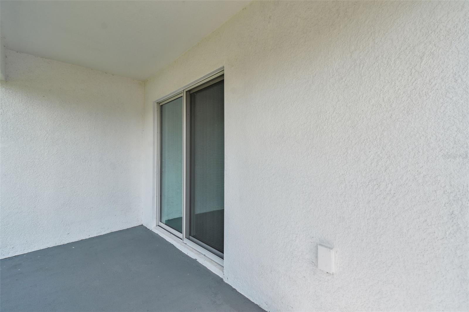 Listing photo id 60 for 36673 Spanish Rose Drive