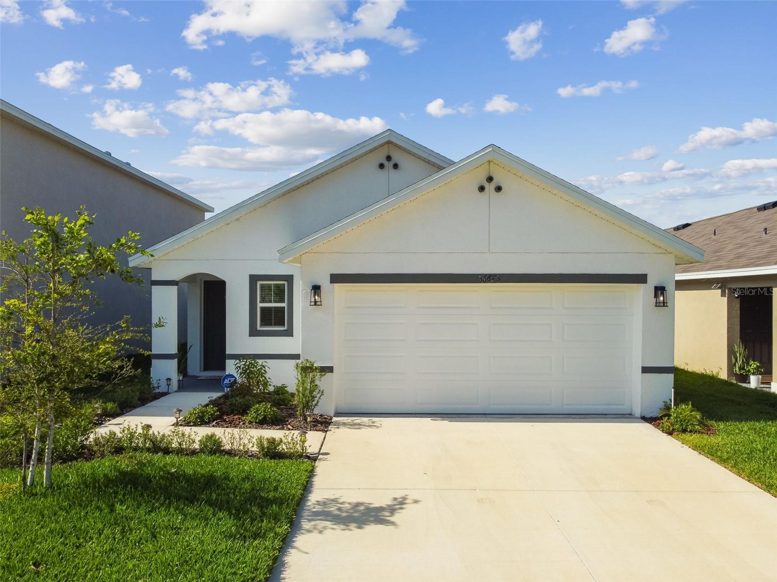 Listing photo id 61 for 36673 Spanish Rose Drive