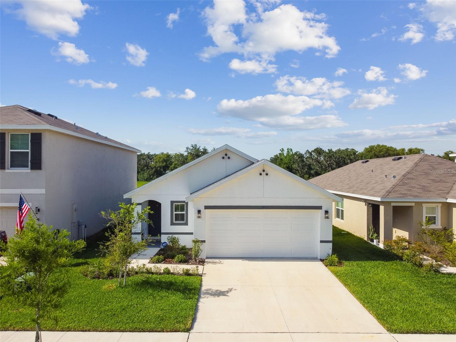 Listing photo id 62 for 36673 Spanish Rose Drive