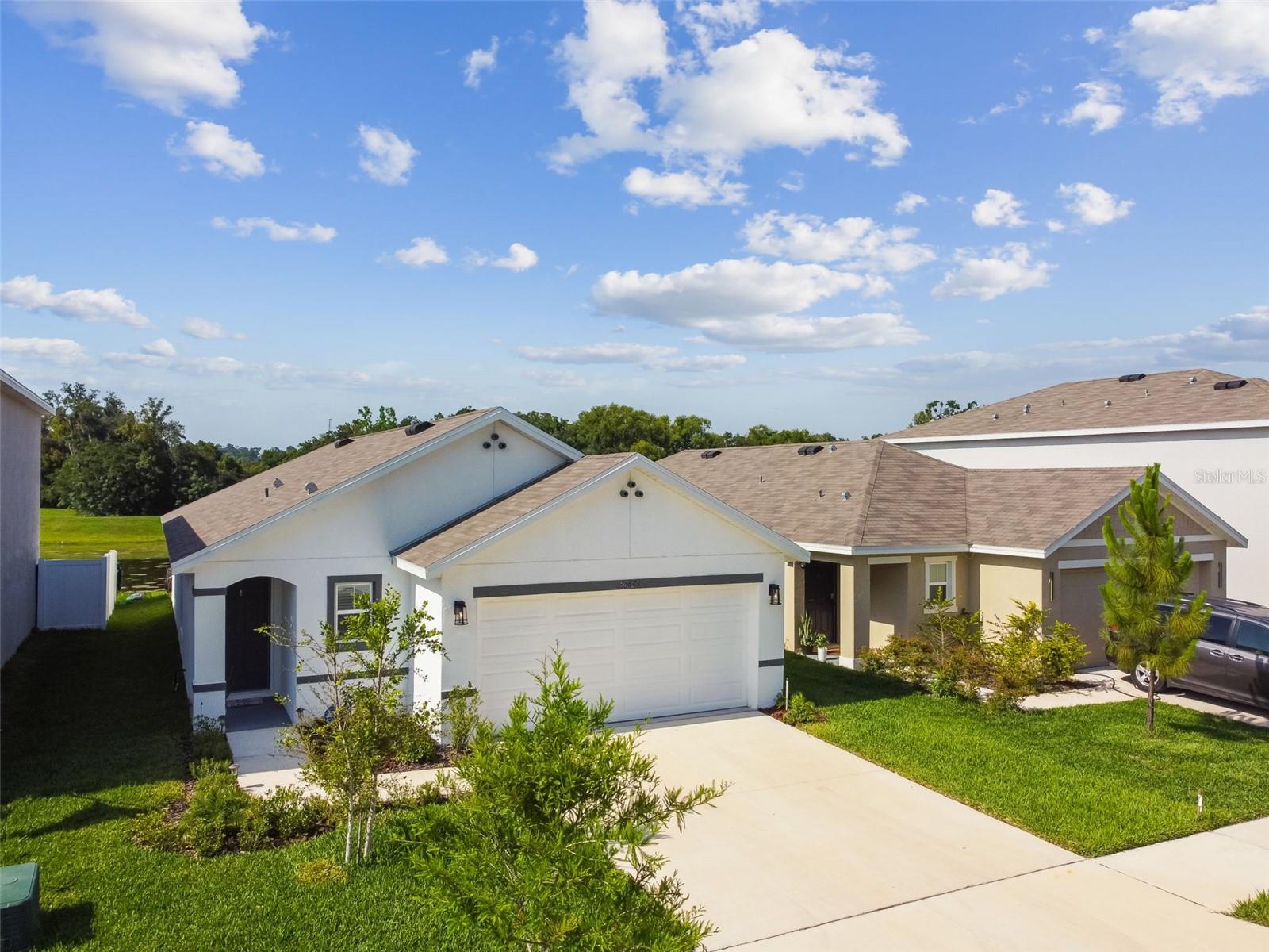Listing photo id 64 for 36673 Spanish Rose Drive