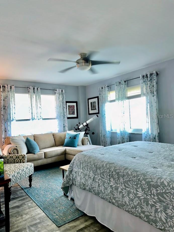 Image 23 of 56 For 7200 Sunshine Skyway Lane S 2e