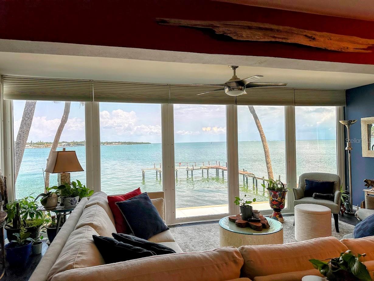 Image 37 of 56 For 7200 Sunshine Skyway Lane S 2e