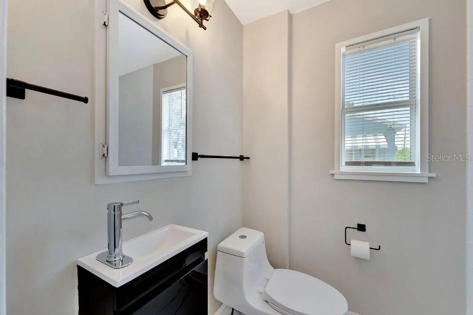 Image 14 of 24 For 828 22nd Avenue N Apt. 1-2