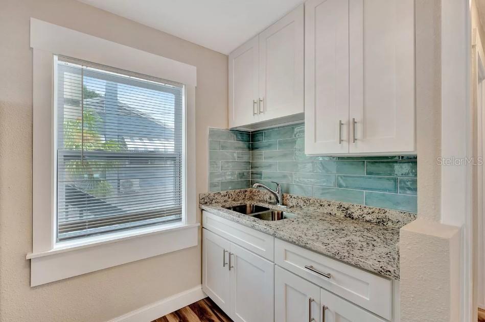 Image 8 of 24 For 828 22nd Avenue N Apt. 1-2