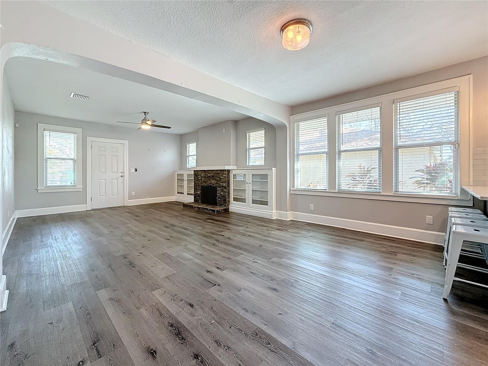 Image 13 of 58 For 2111 26th Street S