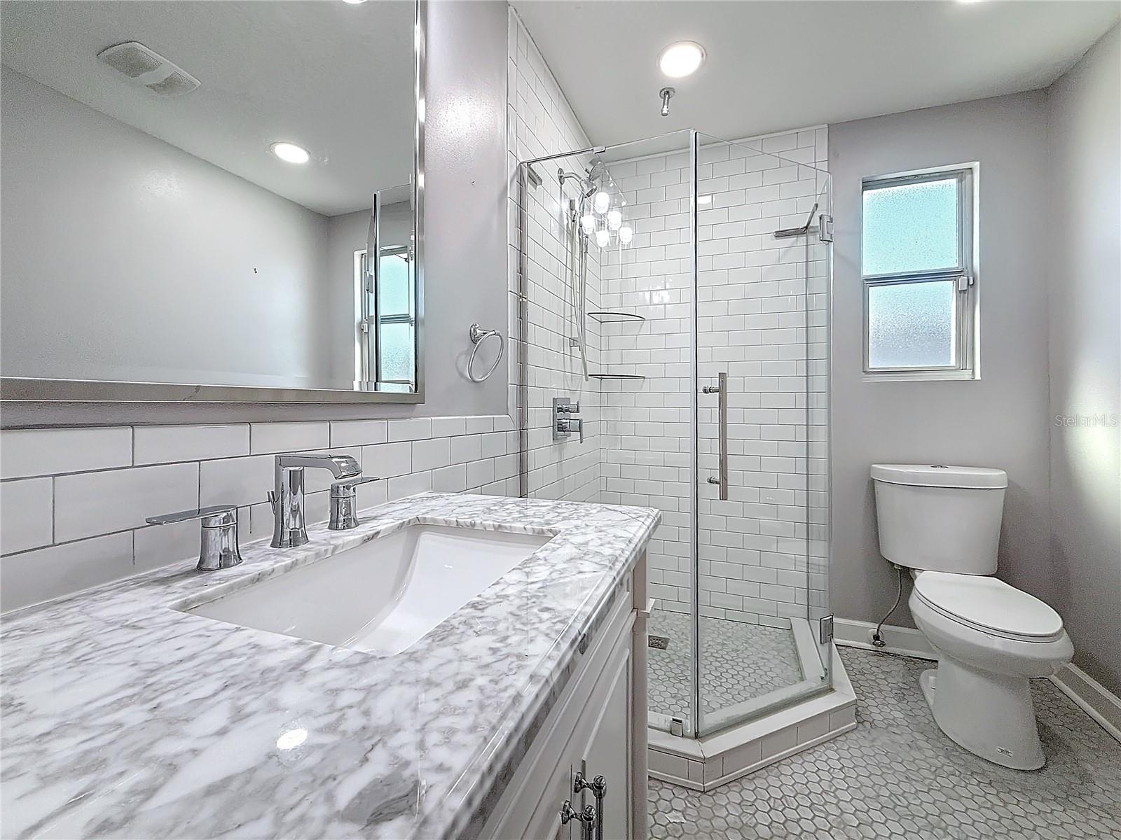 Image 18 of 58 For 2111 26th Street S