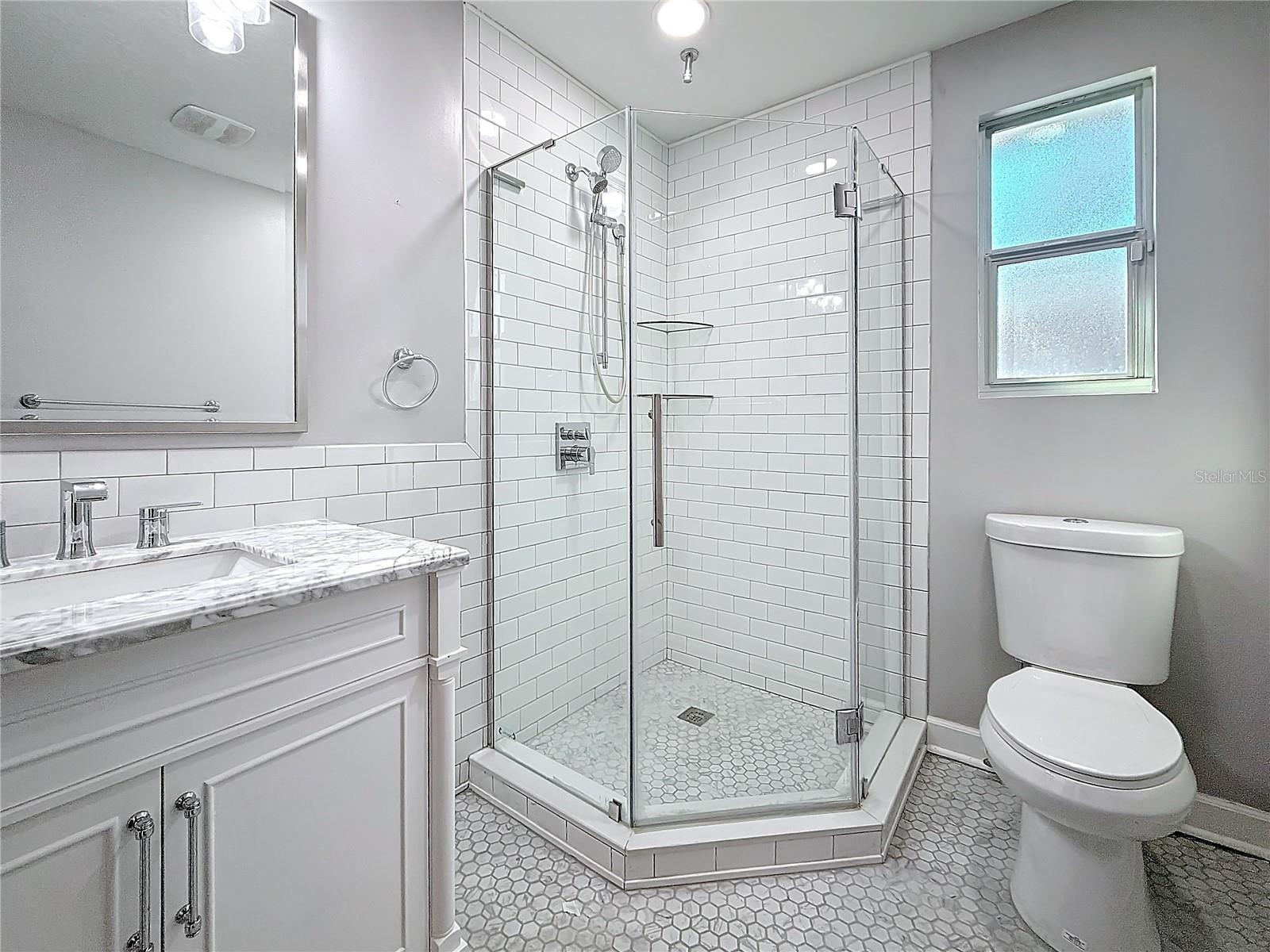 Image 20 of 58 For 2111 26th Street S