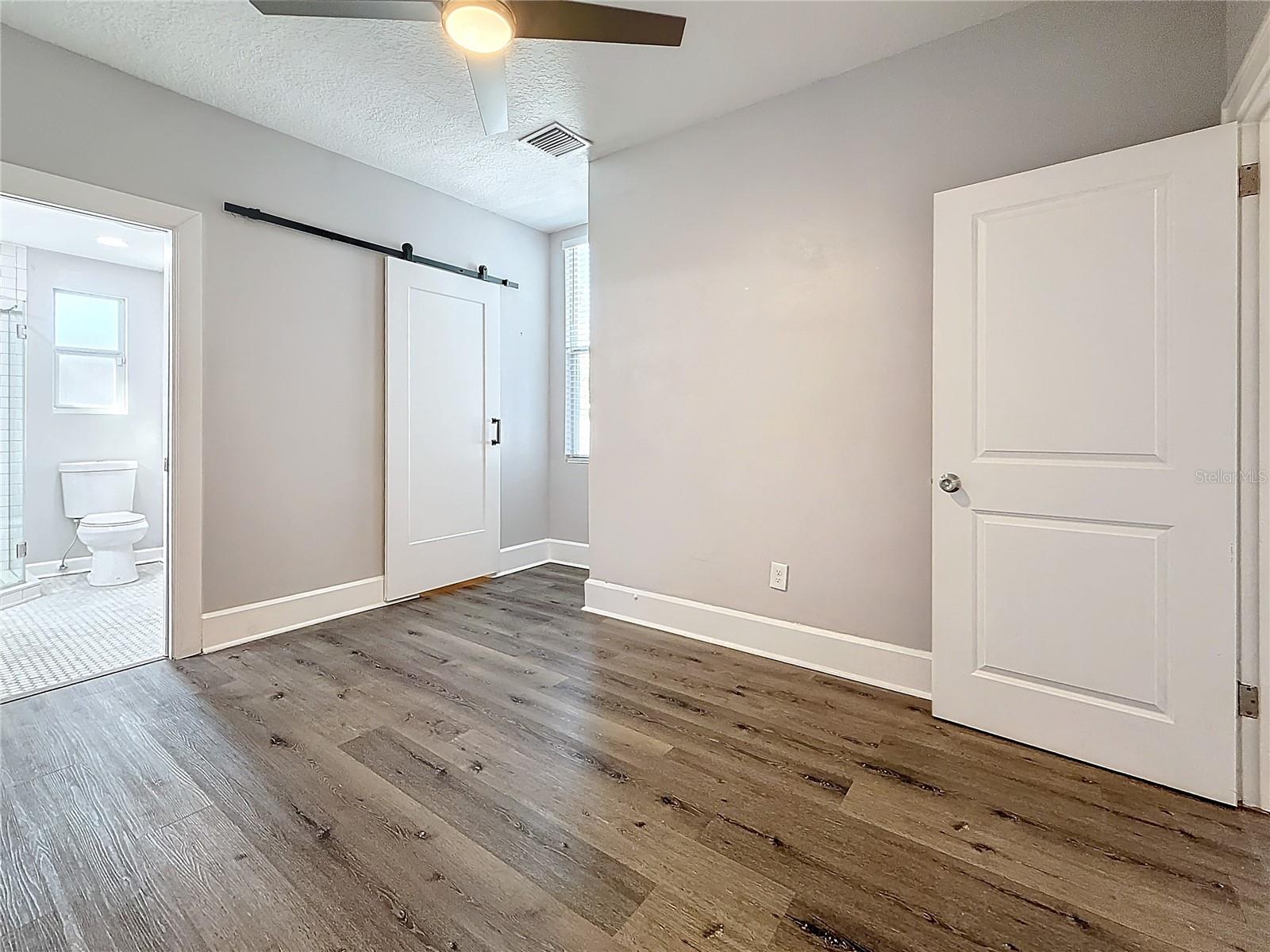 Image 25 of 58 For 2111 26th Street S