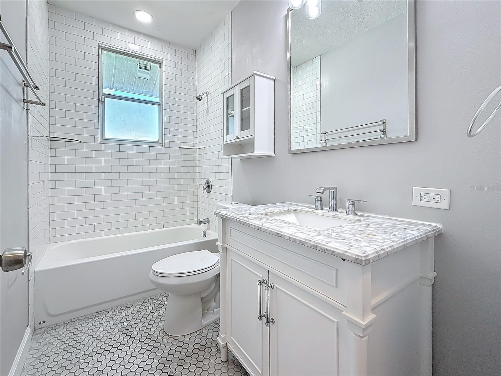 Image 29 of 58 For 2111 26th Street S
