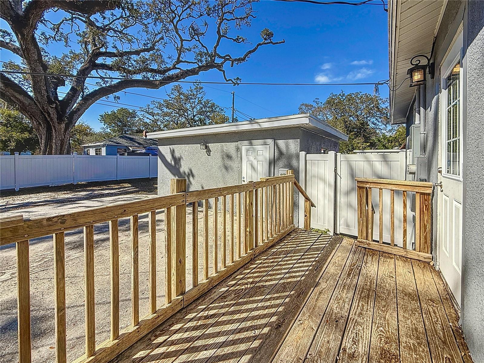 Image 45 of 58 For 2111 26th Street S
