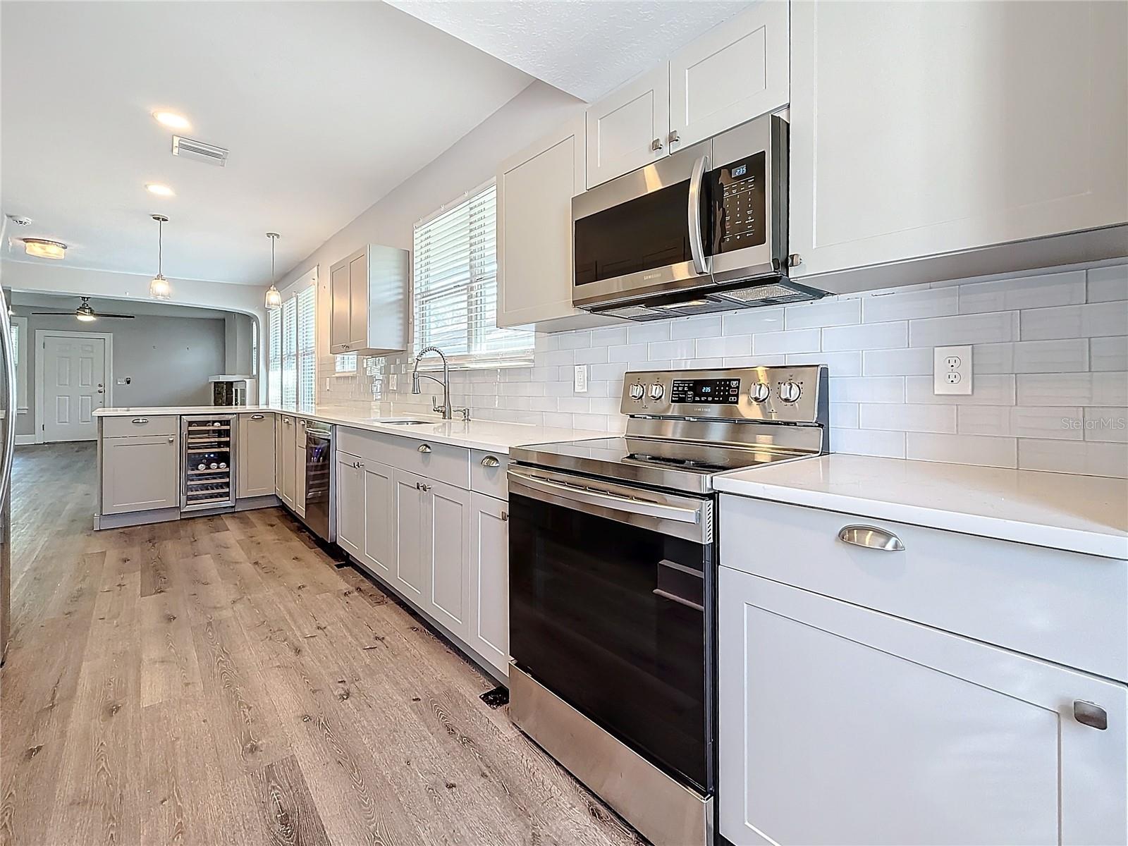 Image 7 of 58 For 2111 26th Street S