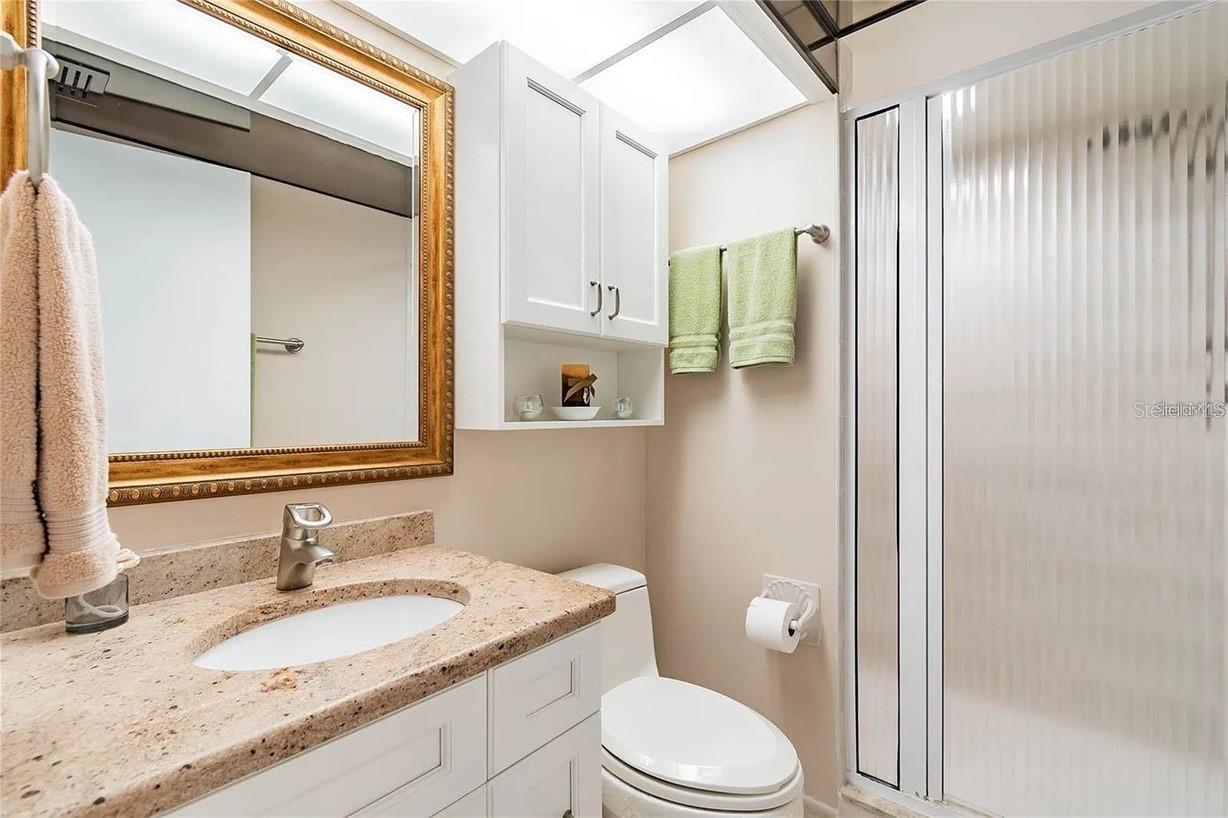 Listing photo id 9 for 7100 Sunset Way 1006