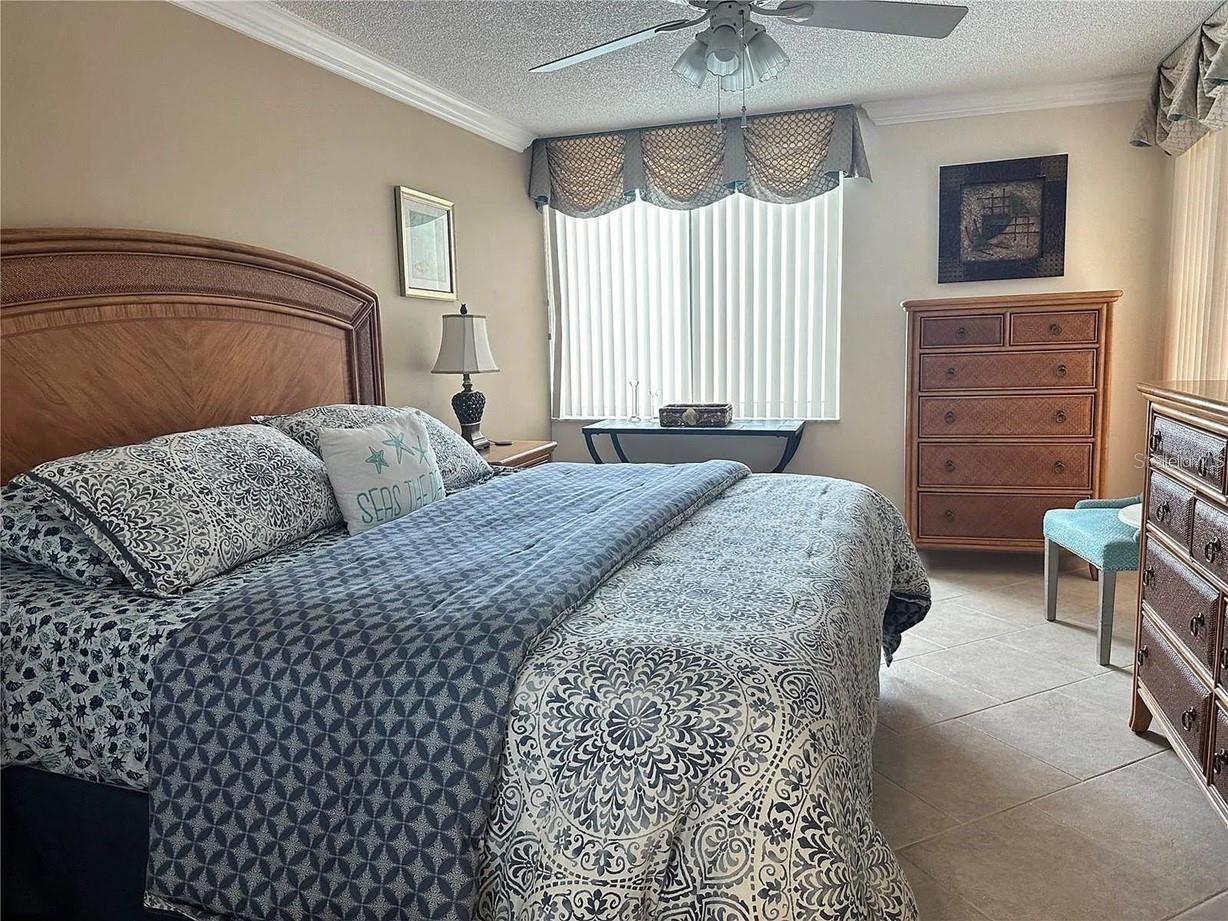 Listing photo id 14 for 7100 Sunset Way 1006