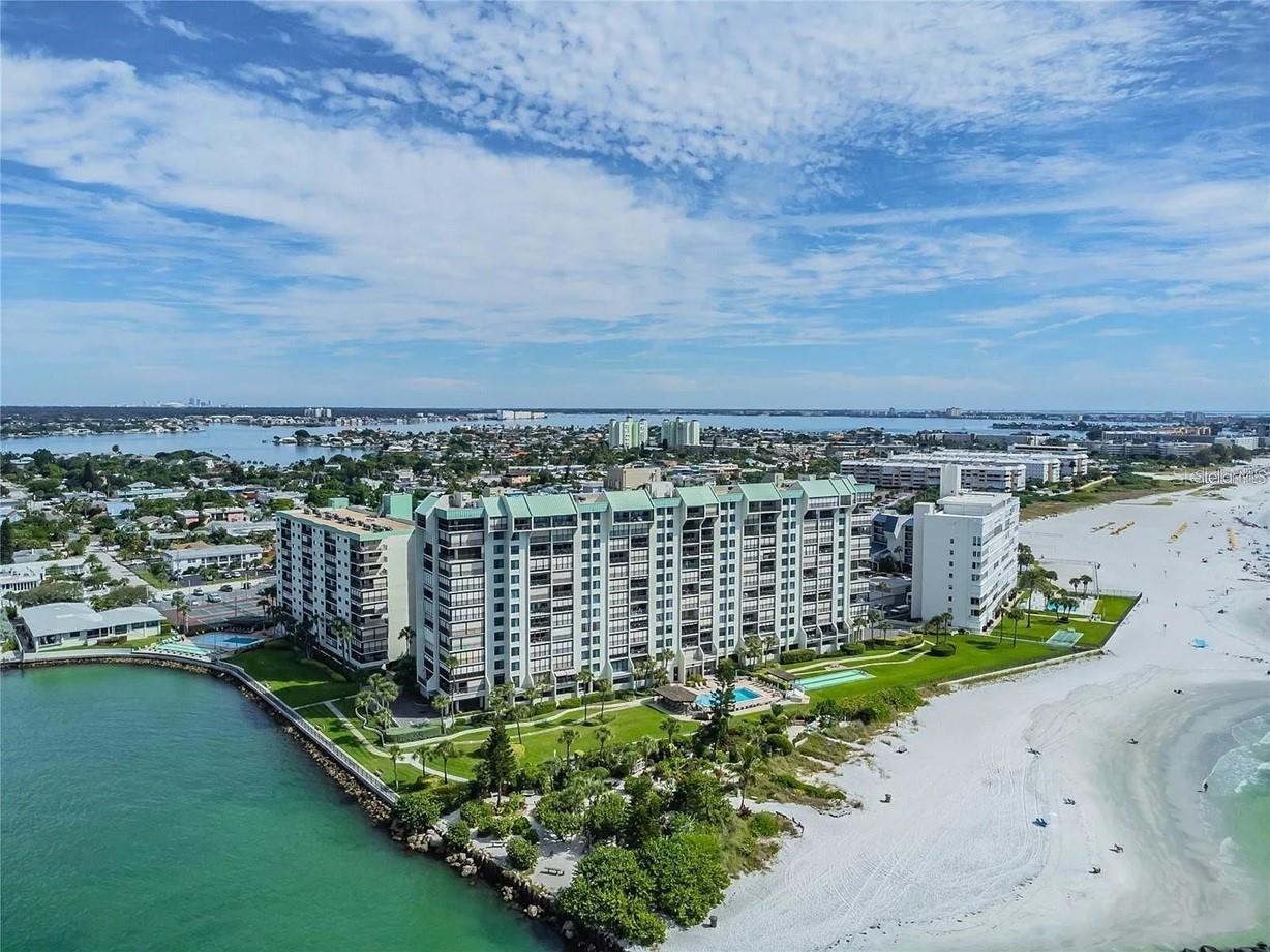Listing photo id 2 for 7100 Sunset Way 1006