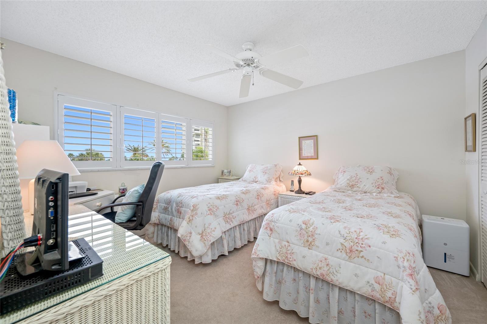 Image 22 of 37 For 1351 Gulf Boulevard 209