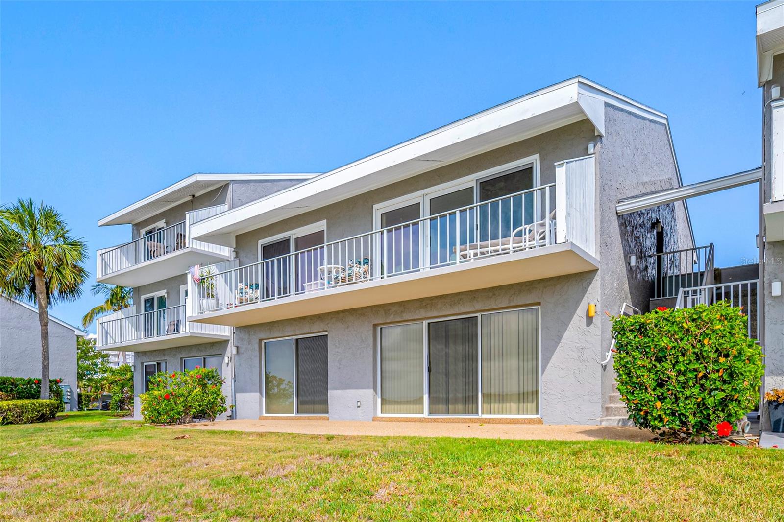 Image 27 of 37 For 1351 Gulf Boulevard 209