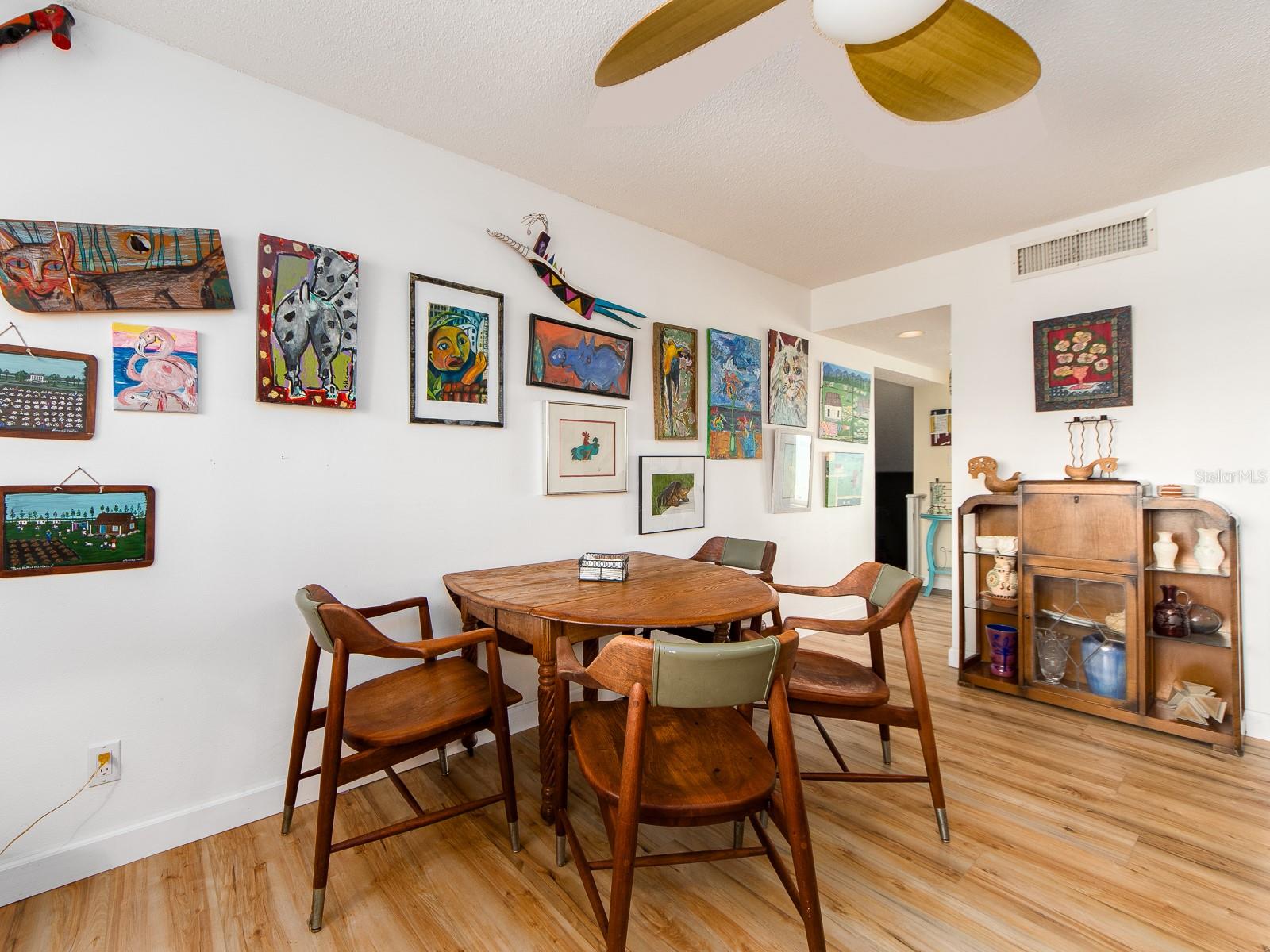 Image 10 of 56 For 1301 Gulf Boulevard 210
