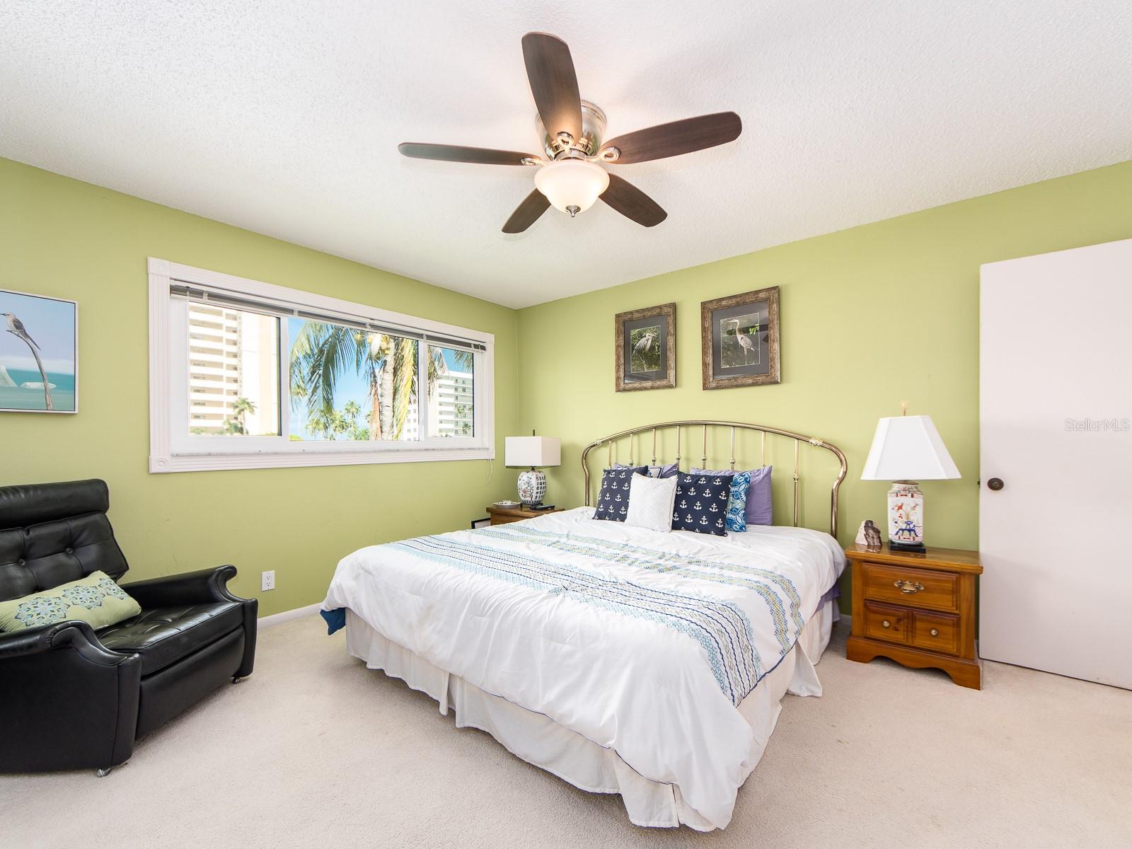 Image 14 of 56 For 1301 Gulf Boulevard 210