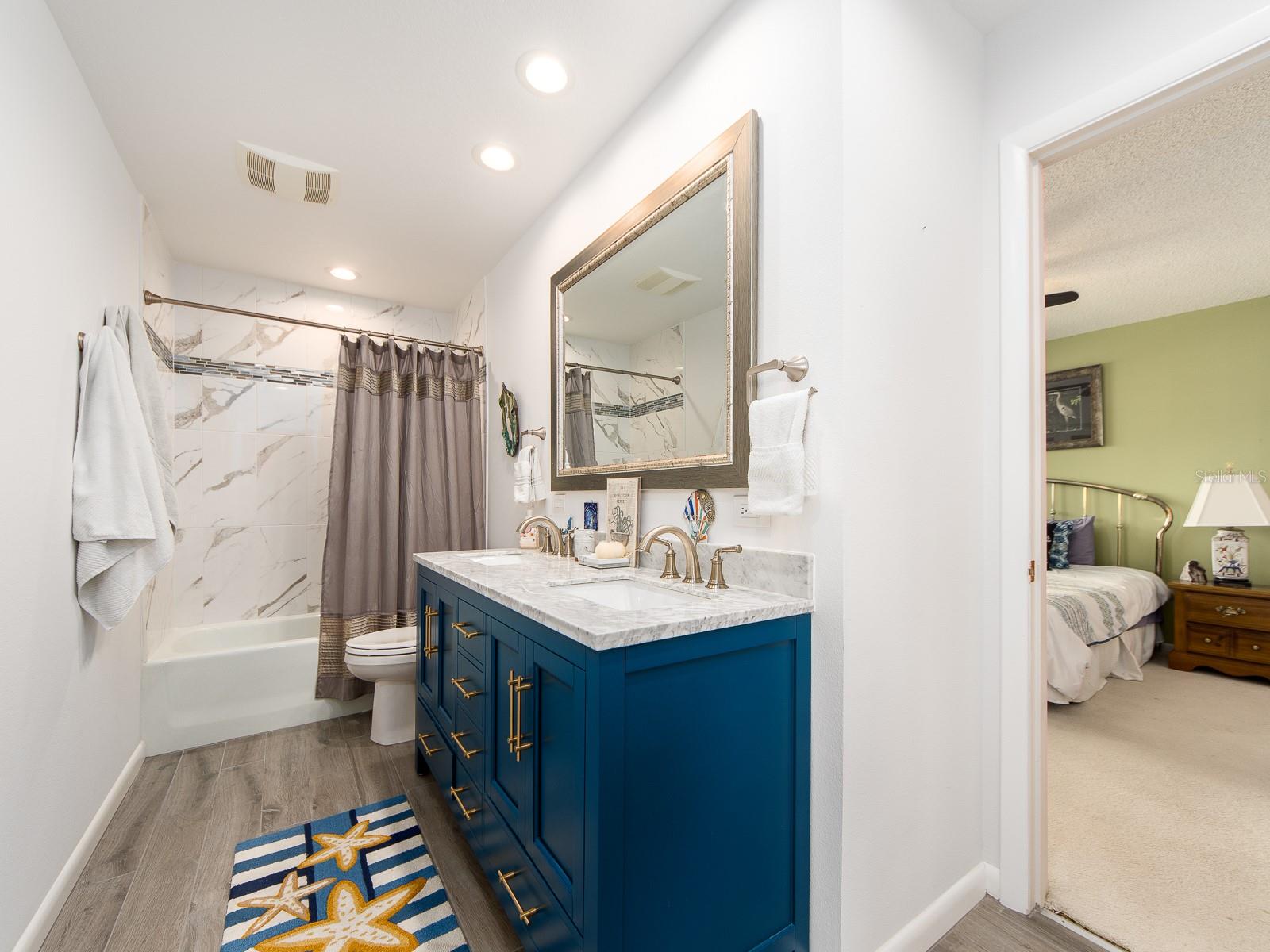 Image 18 of 56 For 1301 Gulf Boulevard 210