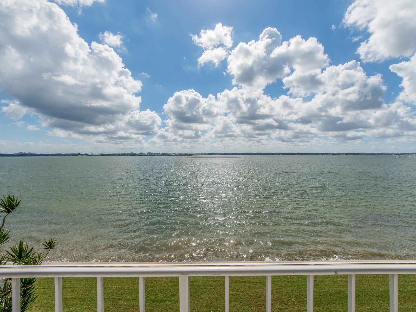 Image 40 of 56 For 1301 Gulf Boulevard 210