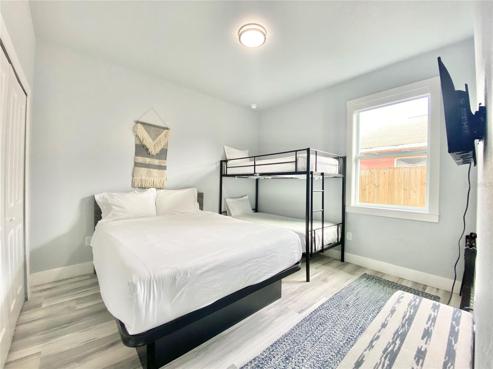 Image 13 of 14 For 2510 17th Avenue