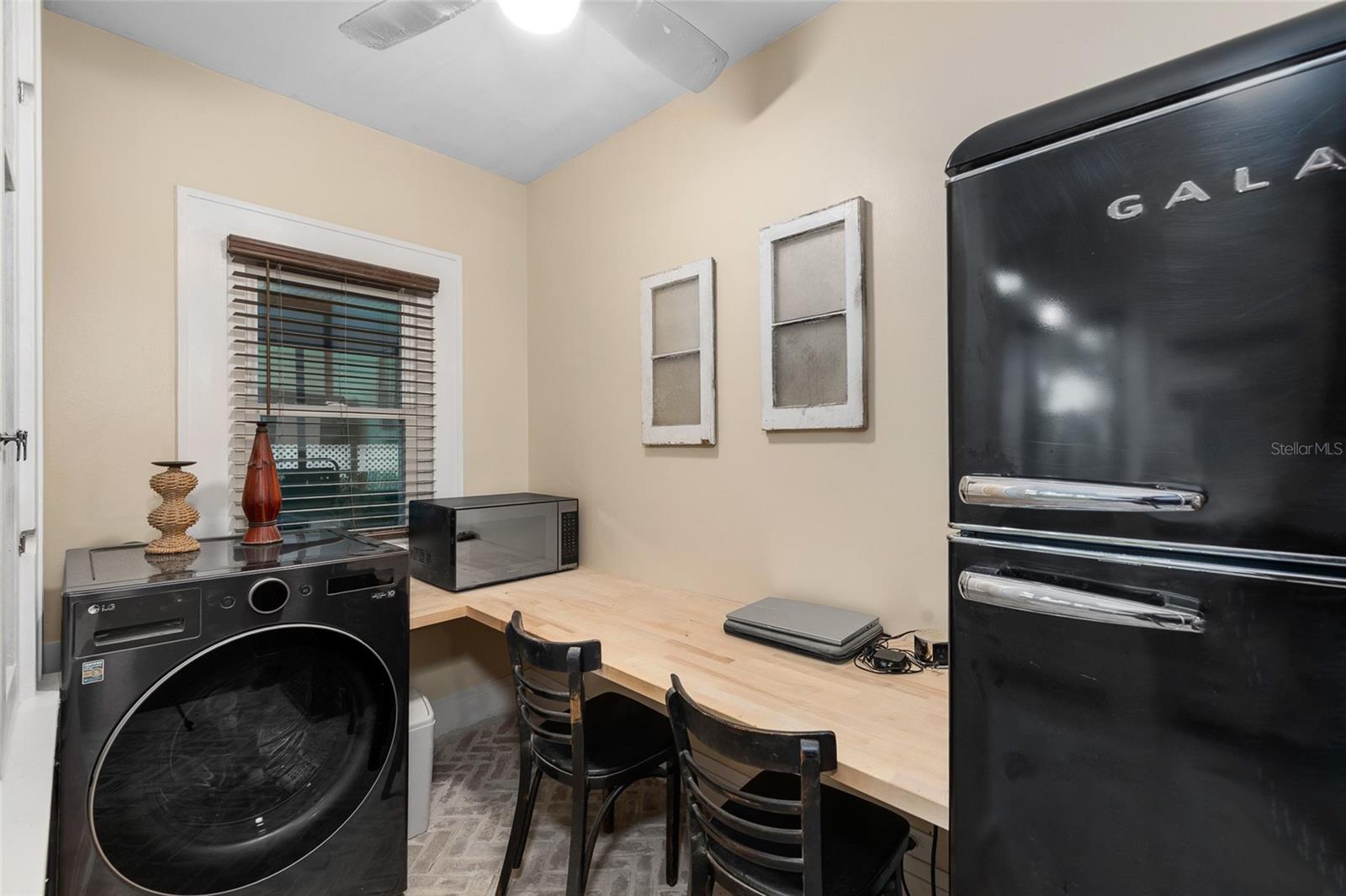 Image 13 of 29 For 931 28th Avenue N