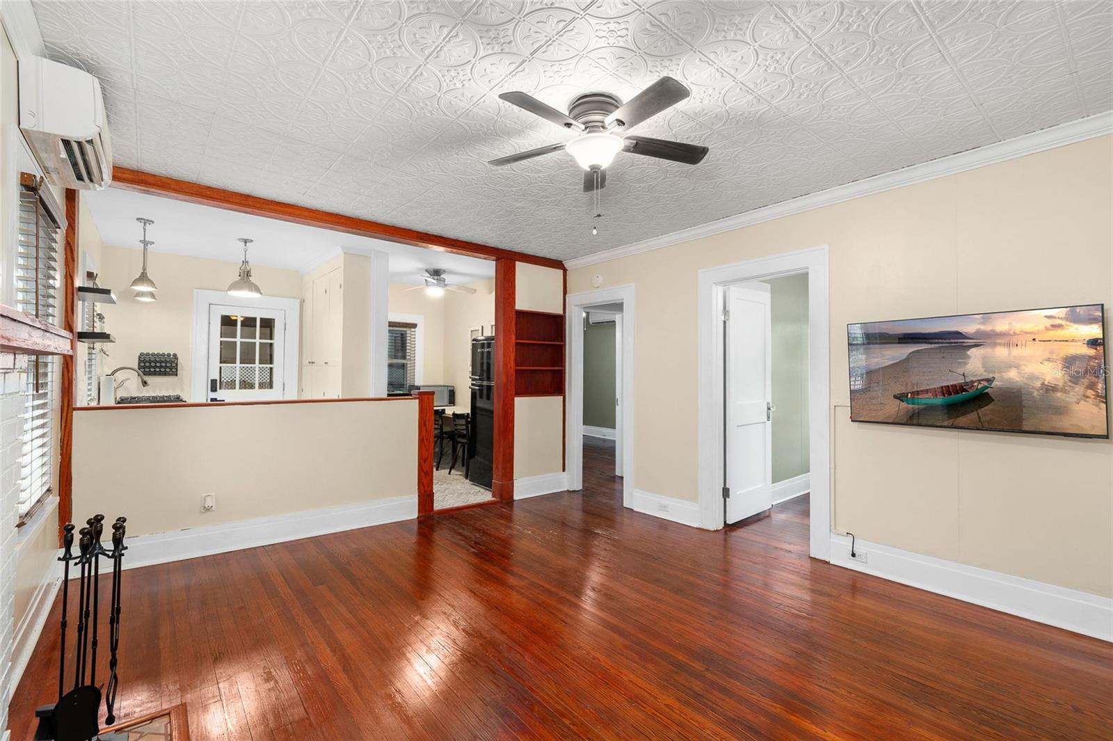Image 7 of 29 For 931 28th Avenue N