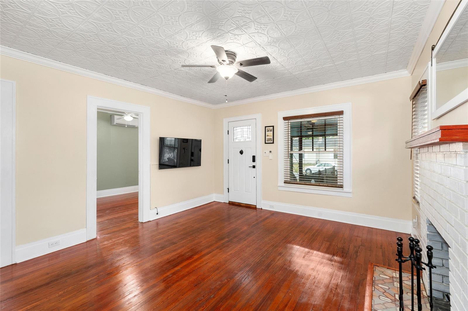 Image 8 of 29 For 931 28th Avenue N