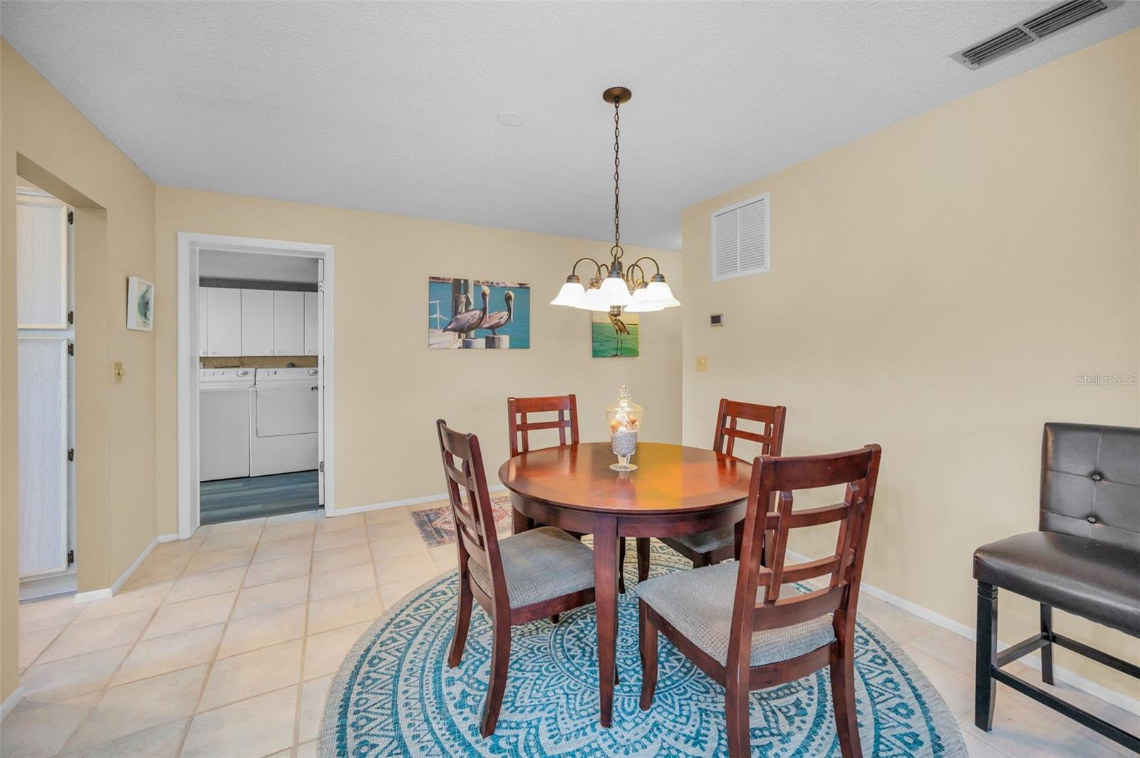 Image 11 of 75 For 6190 80th Street N 411