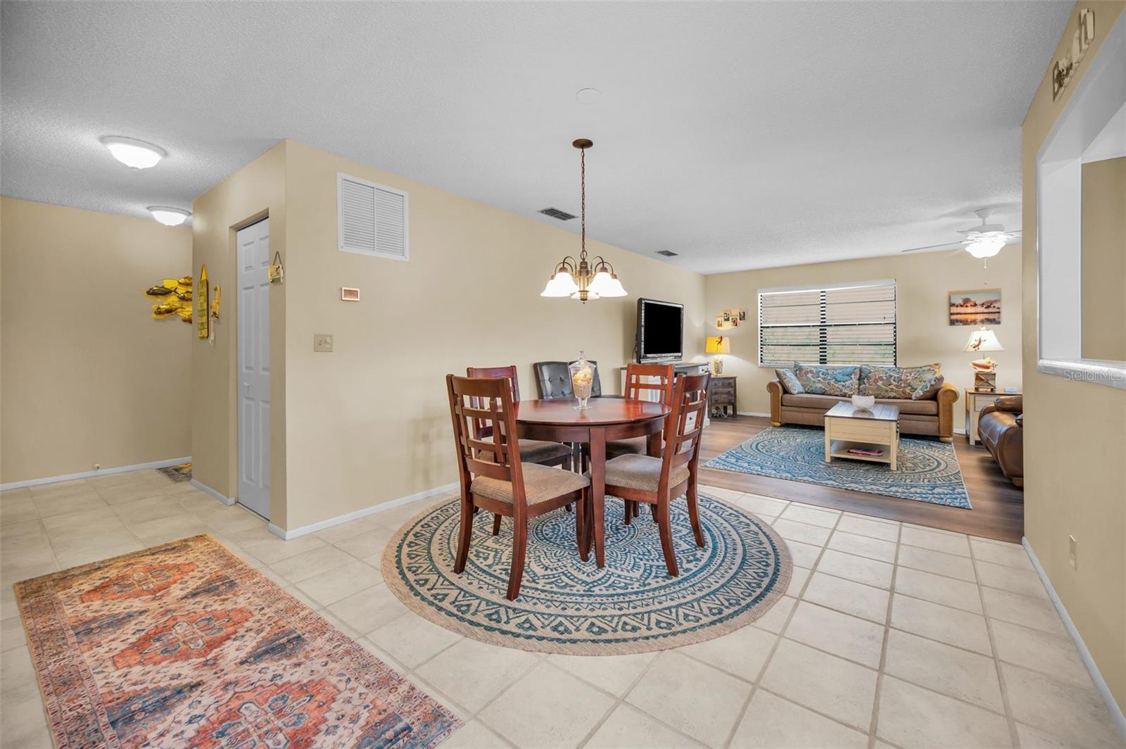 Image 14 of 75 For 6190 80th Street N 411