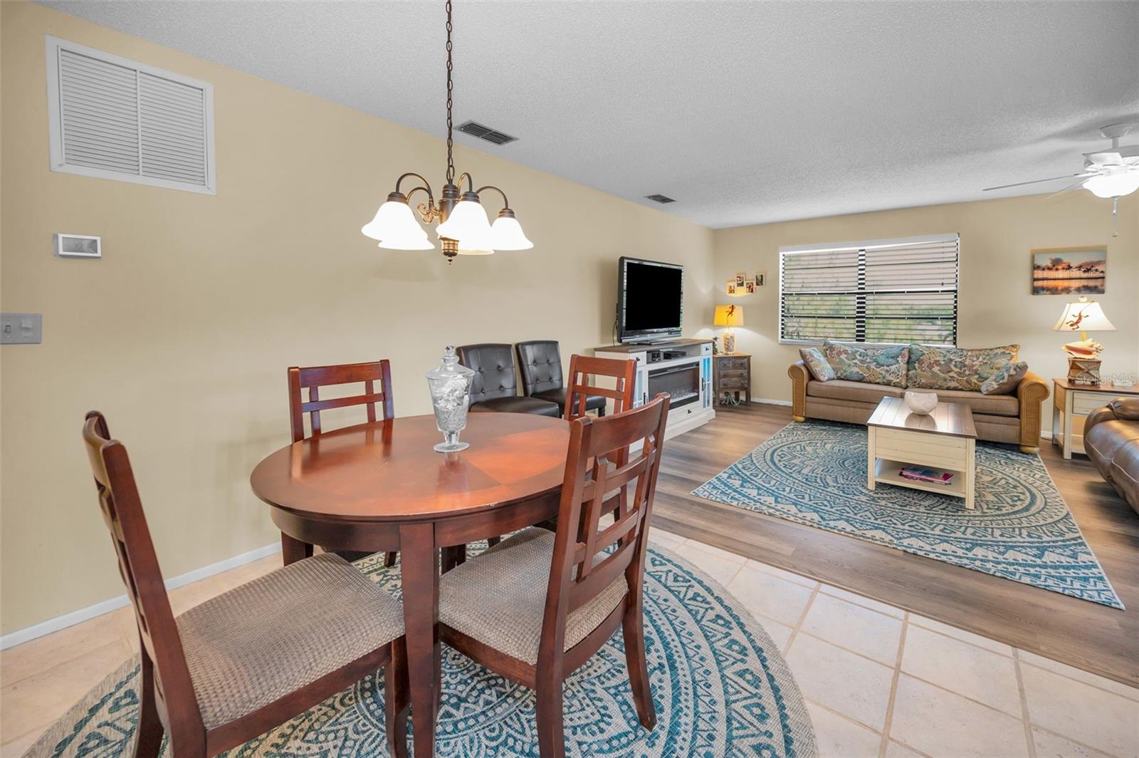 Image 15 of 75 For 6190 80th Street N 411