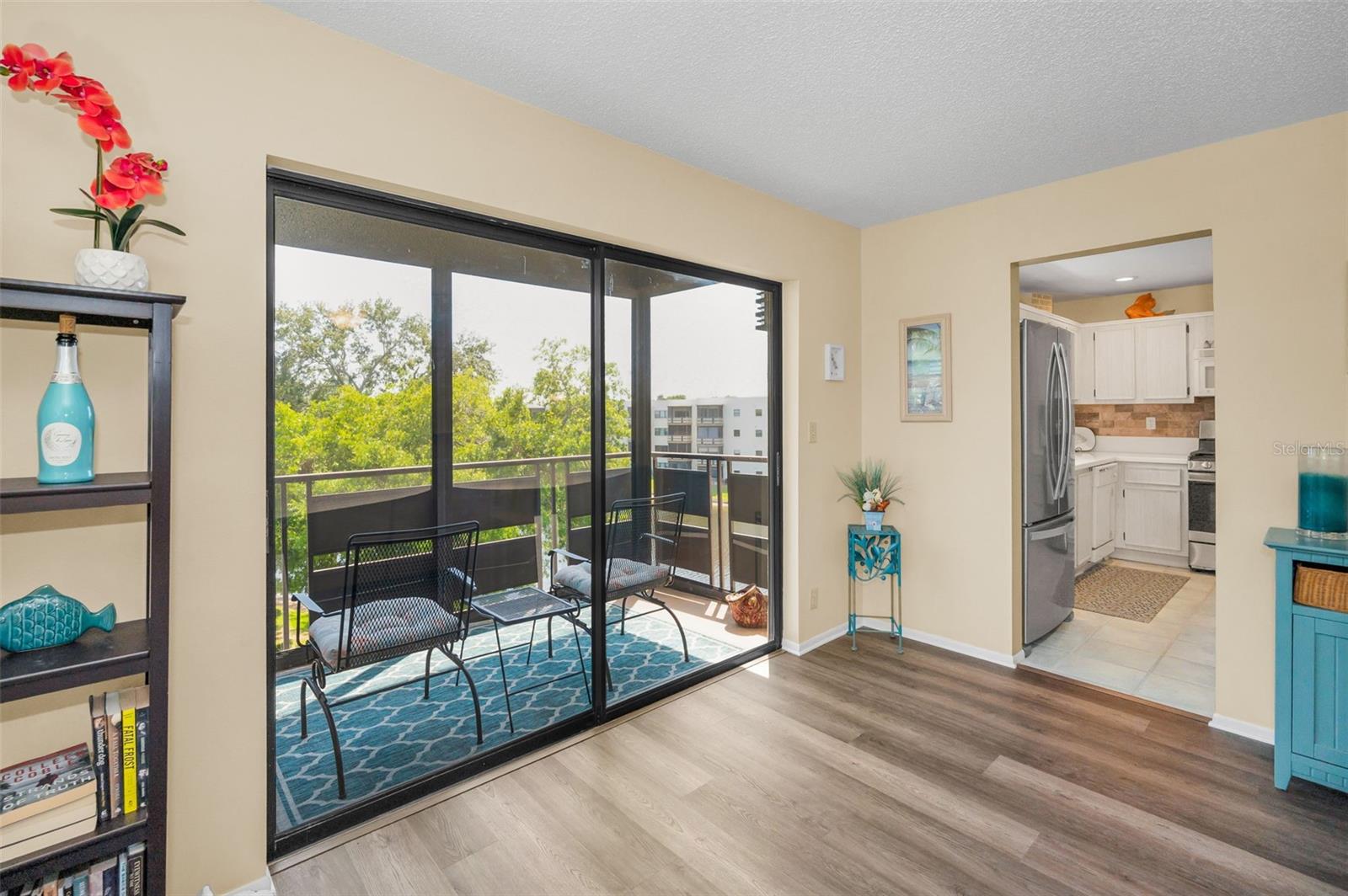 Image 30 of 75 For 6190 80th Street N 411