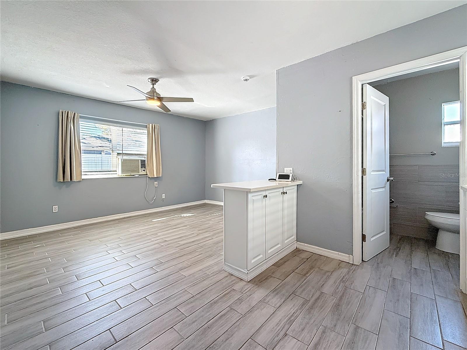 Image 11 of 19 For 2111 1-2 26th Street S