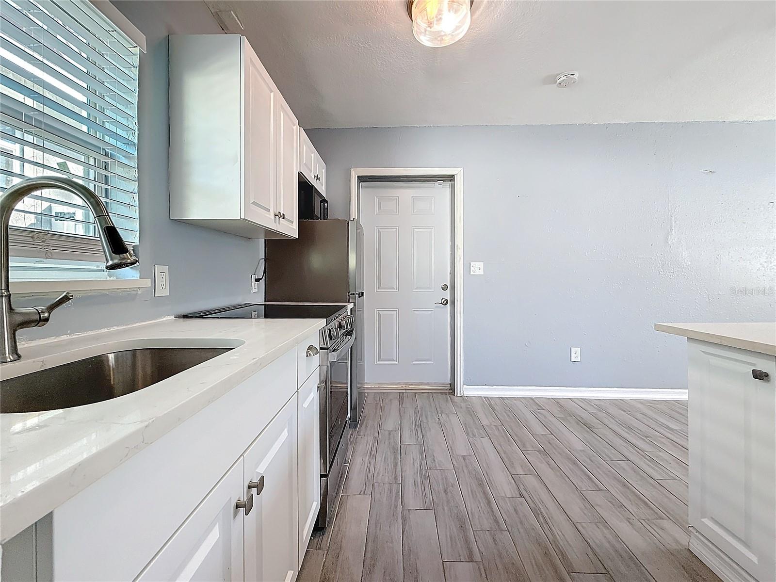 Image 13 of 19 For 2111 1-2 26th Street S