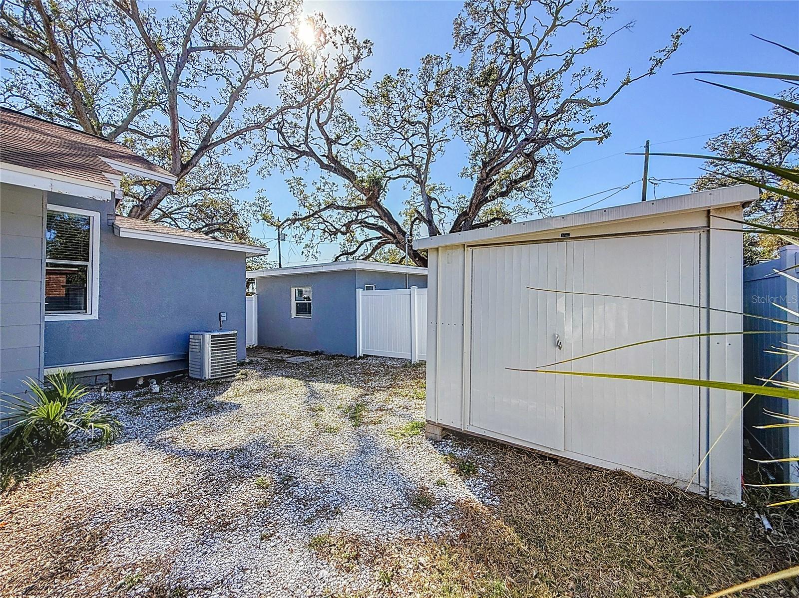 Image 17 of 19 For 2111 1-2 26th Street S