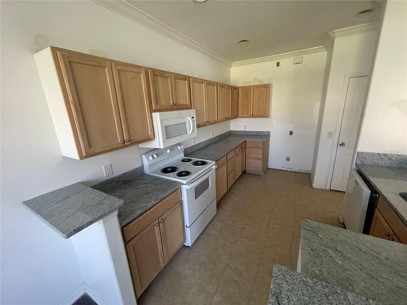 Image 4 of 20 For 6354 Sedgeford Drive
