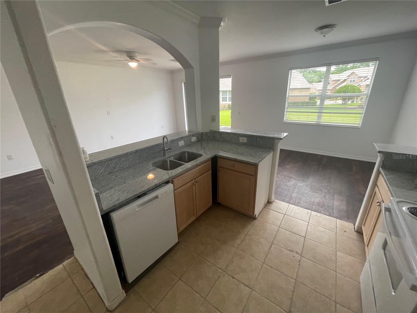 Image 5 of 20 For 6354 Sedgeford Drive